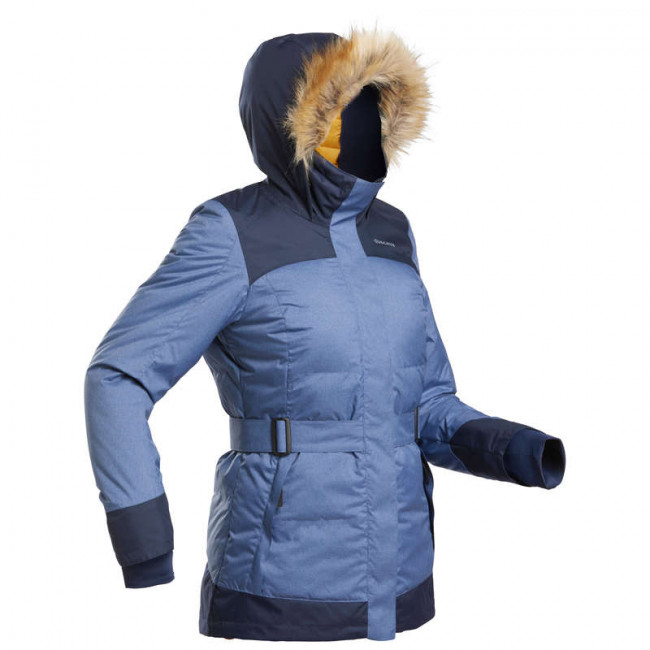 Парка легкая зимняя водонепроницаемая походная женская SH500 X-WARM QUECHUA Парка легкая зимняя водонепроницаемая походная женская SH500 X-WARM QUECHUA